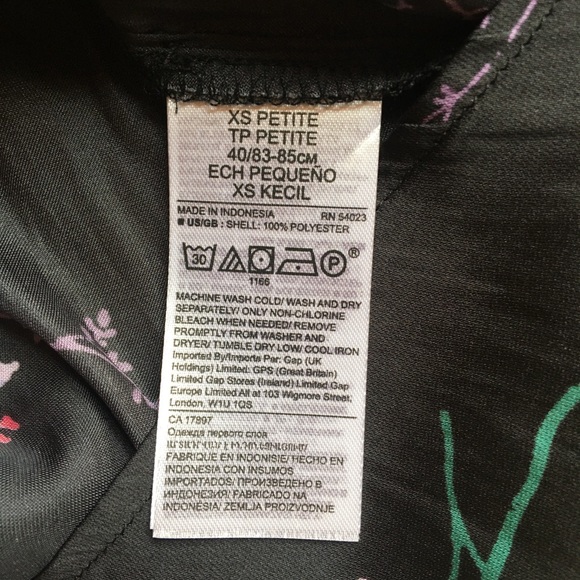 Floral Black Top/Blouse - Picture 4 of 4